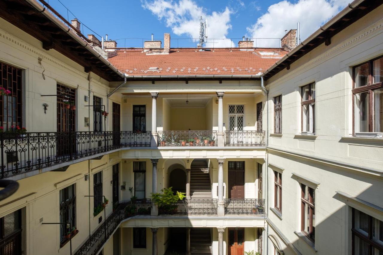 Andrassy Garden Apartment In Center Budapesta Exterior foto